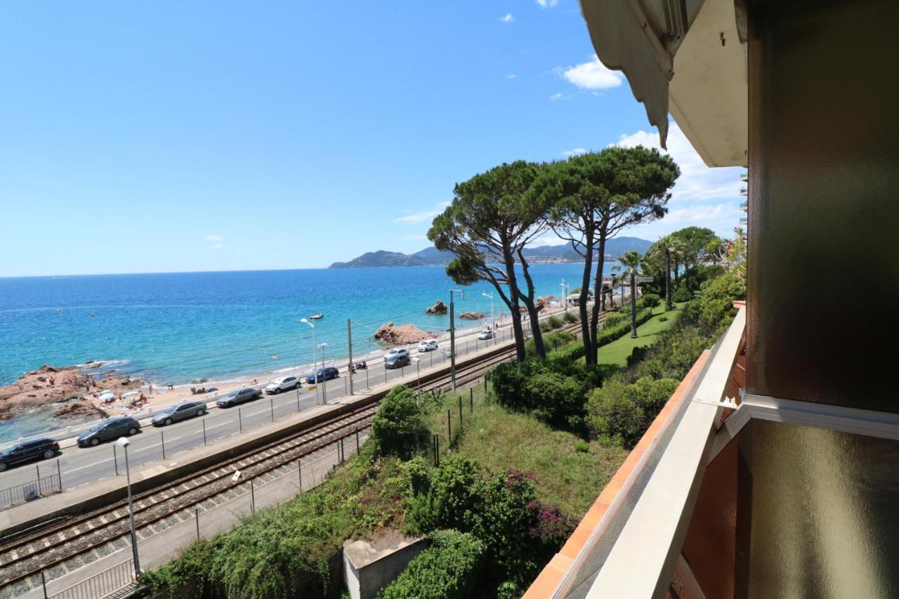 Studio With Beautiful Sea View And Direct Beach Access Cannes Esterno foto